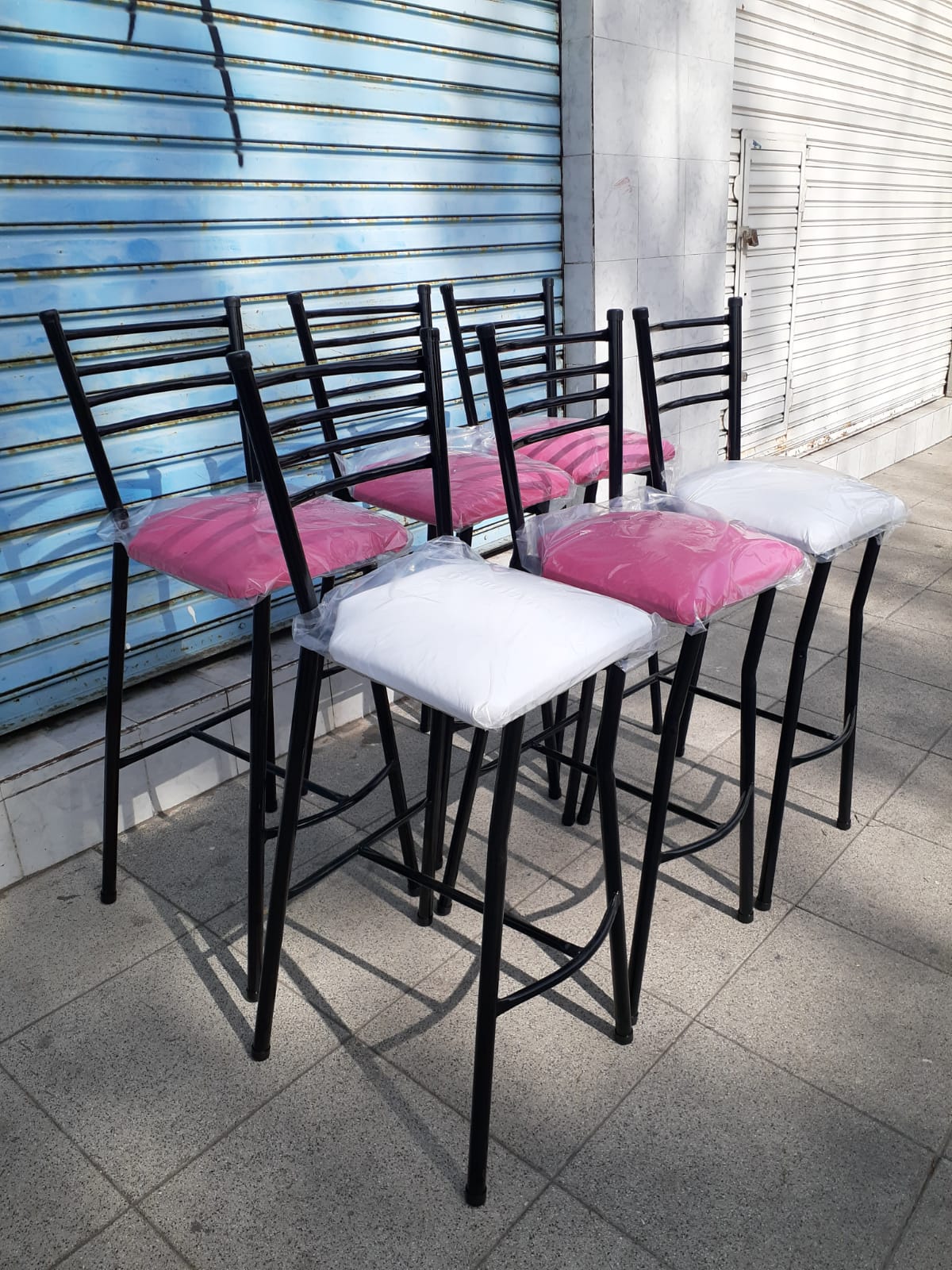 BARRA 120X40 + 2 BANQUETAS DE CAÑO MODELO "DELTA" - Image 5