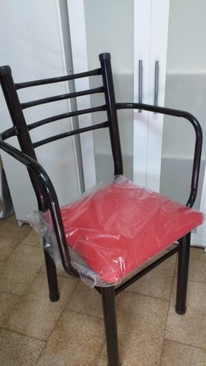 SILLA "SOPRANO" DE CAÑO CON APOYABRAZO - Image 3
